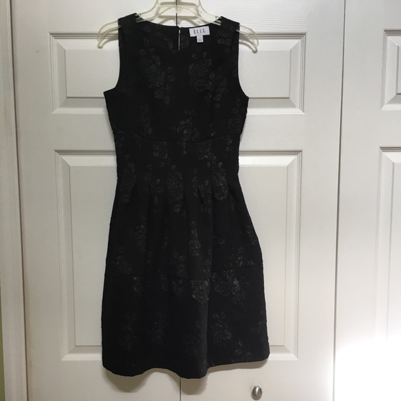 GORGEOUS ELLE BLACK DRESS WITH RAISED FLORAL SILK - Picture 3 of 6